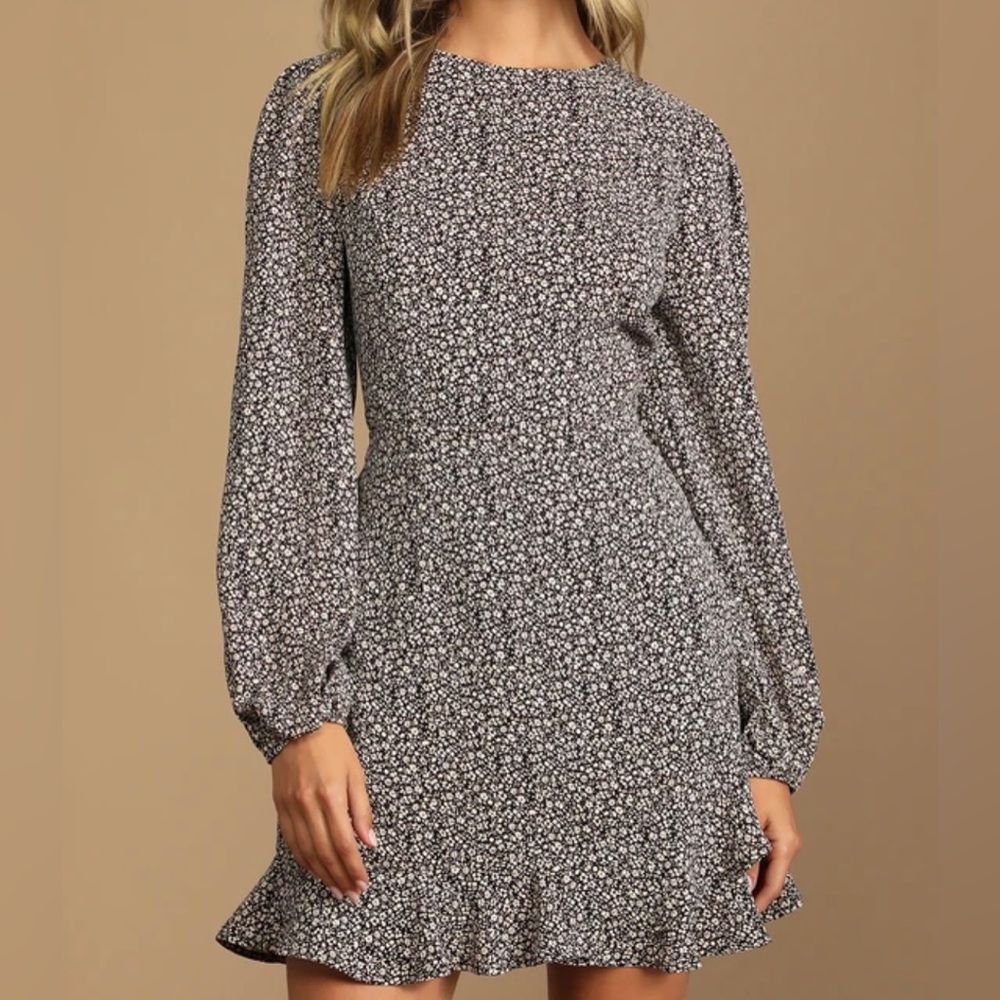 XL. Black Floral Print Long Sleeve Mini Dress